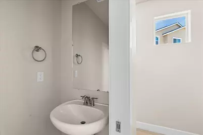 523 Barcelona Court, Merced, CA 95341 - Photo 7
