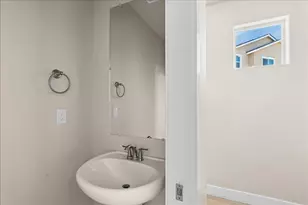 523 Barcelona Ct, Merced, CA 95341 - Photo 7