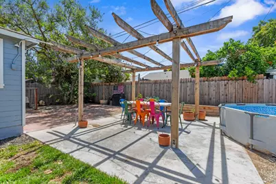 34 E Alpine Avenue, Stockton, CA 95204 - Photo 25