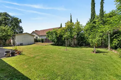 6141 Hall Lane, Carmichael, CA 95608 - Photo 29