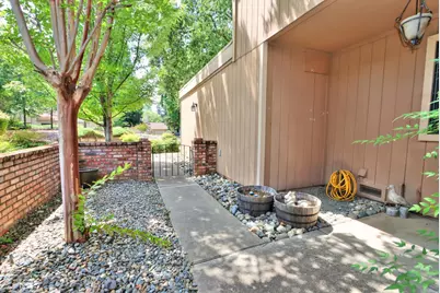 7046 San Altos Circle, Citrus Heights, CA 95621 - Photo 3
