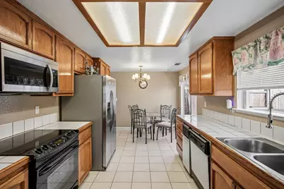 424 Goldrun Drive, Modesto, CA 95354 - Photo 9