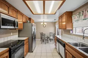 424 Goldrun Dr, Modesto, CA 95354 - Photo 9