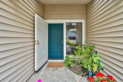 5208 Lincoln Villa Way, Fair Oaks, CA 95628 - Photo 5