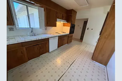 227 Sepulveda Drive, Stockton, CA 95210 - Photo 7