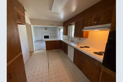227 Sepulveda Drive, Stockton, CA 95210 - Photo 9