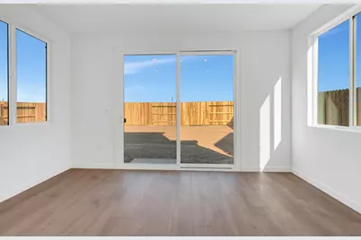 8209 Roundhouse Loop, Roseville, CA 95747 - Photo 17