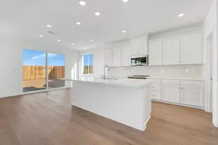 8209 Roundhouse Loop, Roseville, CA 95747 - Photo 5