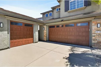 9818 Black Swan Drive, Elk Grove, CA 95624 - Photo 3