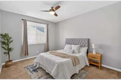 9818 Black Swan Drive, Elk Grove, CA 95624 - Photo 43