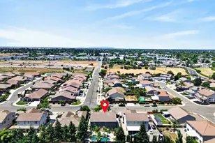 9818 Black Swan Dr, Elk Grove, CA 95624 - Photo 71
