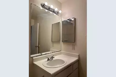 5545 Tree Swallow Court, Stockton, CA 95207 - Photo 15