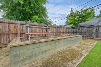 4119 Beresford Way, Sacramento, CA 95821 - Photo 25