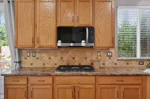 9472 Rhone Valley Way, Elk Grove, CA 95624 - Photo 29