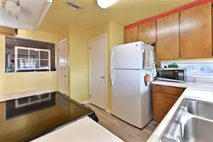 10471 Mariposa Ave, Jackson, CA 95642 - Photo 15