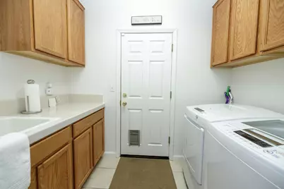 1704 Carpathian Way, Hughson, CA 95326 - Photo 21
