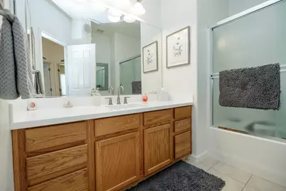1704 Carpathian Way, Hughson, CA 95326 - Photo 19