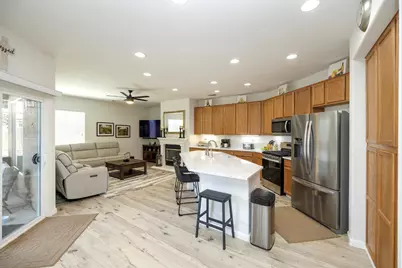 1704 Carpathian Way, Hughson, CA 95326 - Photo 9