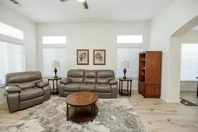 1704 Carpathian Way, Hughson, CA 95326 - Photo 3