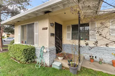 2731 57th Street, Sacramento, CA 95817 - Photo 5