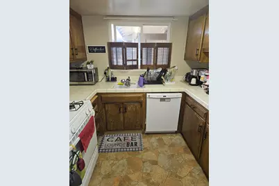 6111 Grigsby Place, Stockton, CA 95219 - Photo 21