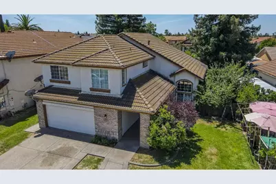 8558 Maple Hall Drive, Sacramento, CA 95823 - Photo 3