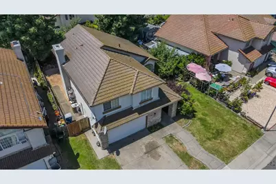 8558 Maple Hall Drive, Sacramento, CA 95823 - Photo 57