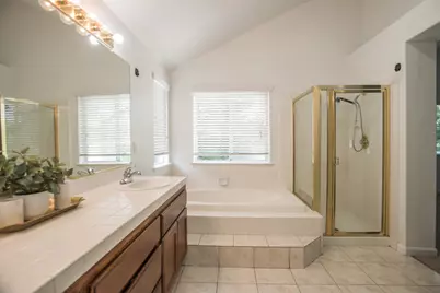 8558 Maple Hall Drive, Sacramento, CA 95823 - Photo 43
