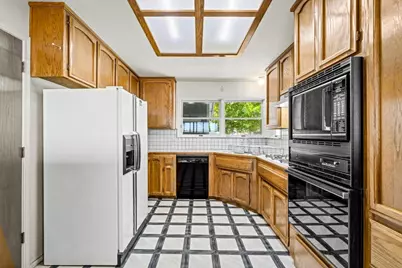 10012 Plaza De Oro Drive, Oakdale, CA 95361 - Photo 13