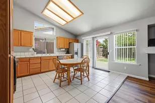 9196 Morgan Point Ct, Elk Grove, CA 95624 - Photo 15