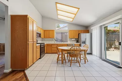 9196 Morgan Point Court, Elk Grove, CA 95624 - Photo 15