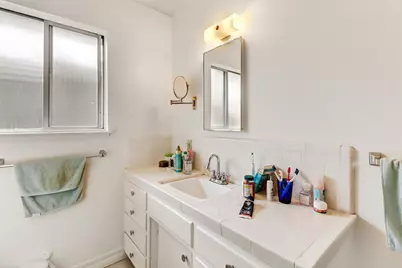 2735 57th Street, Sacramento, CA 95817 - Photo 15