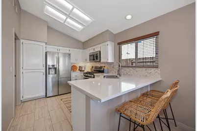 8277 Prior Way, Antelope, CA 95843 - Photo 11