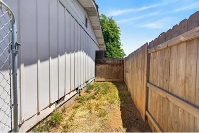 6618 47th Street, Sacramento, CA 95823 - Photo 21