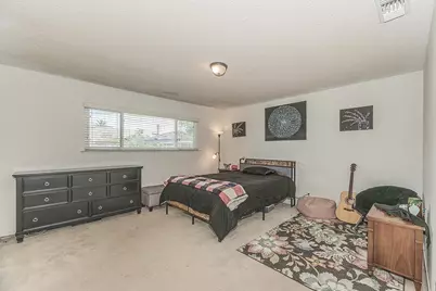 6326 N Bergeron Avenue, Fresno, CA 93704 - Photo 19