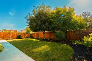 2521 Jubilee Dr, Turlock, CA 95380 - Photo 21