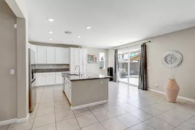 9894 Sintra Way, Elk Grove, CA 95757 - Photo 17