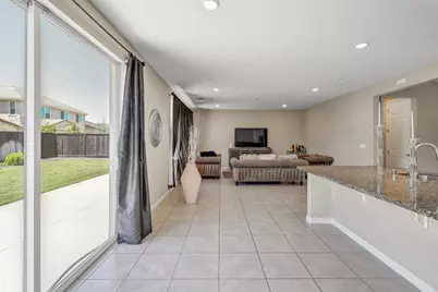 9894 Sintra Way, Elk Grove, CA 95757 - Photo 27
