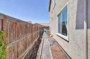 9894 Sintra Way, Elk Grove, CA 95757 - Photo 55