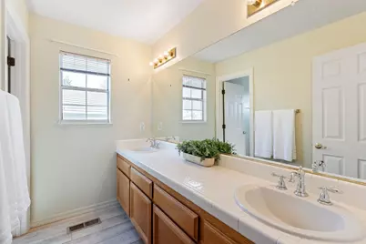 3133 Woodleigh Lane, Cameron Park, CA 95682 - Photo 17