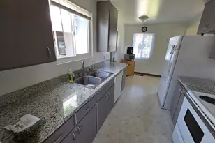 3512 Wallace Ave, Stockton, CA 95204 - Photo 9