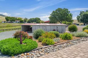 7225 Johnston Rd, Pleasanton, CA 94588 - Photo 11