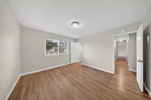 7263 Hayward Dr, Sacramento, CA 95828 - Photo 33