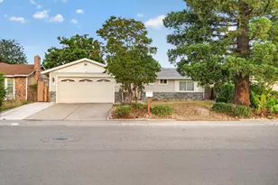 7263 Hayward Dr, Sacramento, CA 95828 - Photo 1