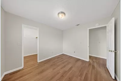 7263 Hayward Drive, Sacramento, CA 95828 - Photo 25