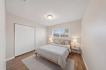 7263 Hayward Drive, Sacramento, CA 95828 - Photo 19