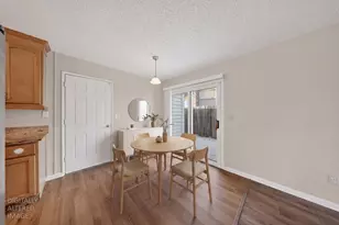 7263 Hayward Dr, Sacramento, CA 95828 - Photo 11