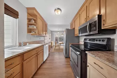 7263 Hayward Drive, Sacramento, CA 95828 - Photo 7