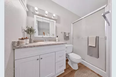 7263 Hayward Drive, Sacramento, CA 95828 - Photo 35