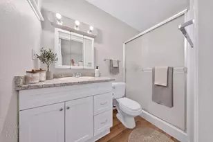 7263 Hayward Dr, Sacramento, CA 95828 - Photo 35